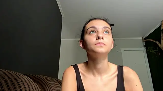 JeaniceCaronna live sex cam