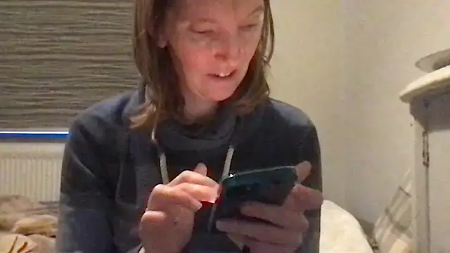 MeluaMauritius's cam snapshot