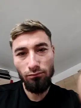 Negrila25 live sex cam