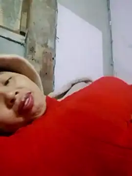 TRIEUTRIEU20 live sex cam