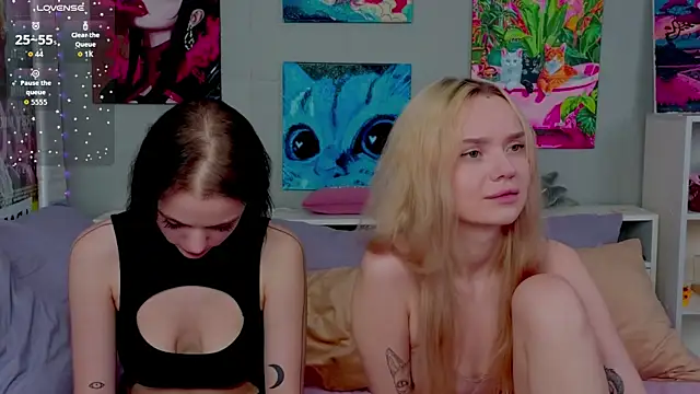 Viena_dias live sex cam