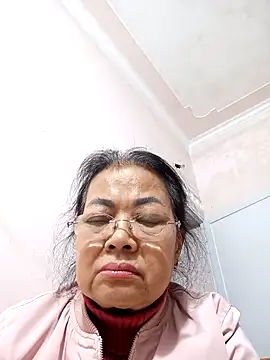 Hotestlove live sex cam