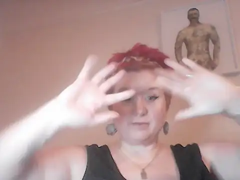 BustyRedxx live sex cam