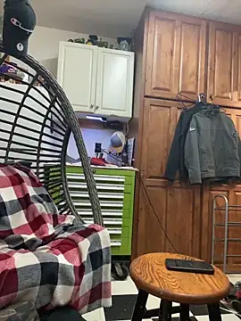 Polaroid_White's cam snapshot