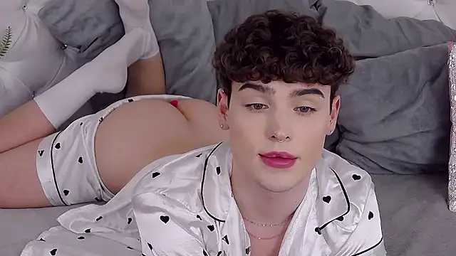 RobbyCharming's cam snapshot