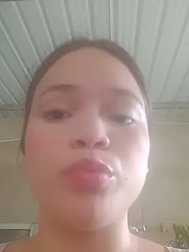 AdharaCusan's cam snapshot