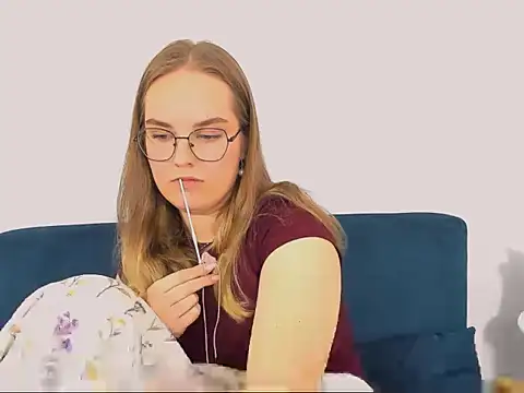 AliceCrazy69's cam snapshot