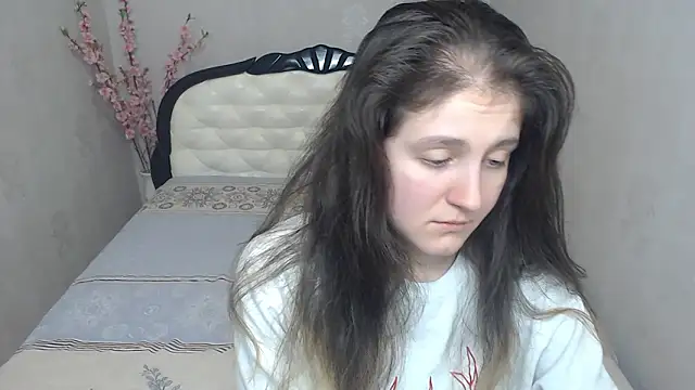 Holliy_Cooper's cam snapshot