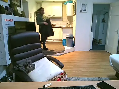 mihaimichael's cam snapshot