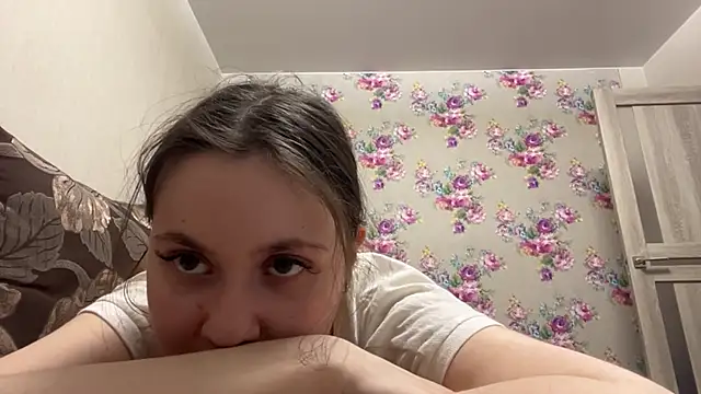 LanaLive live sex cam