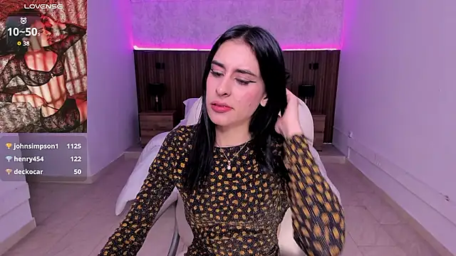 karlaa_james's cam snapshot