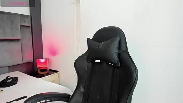 MarilynSmIith live sex cam