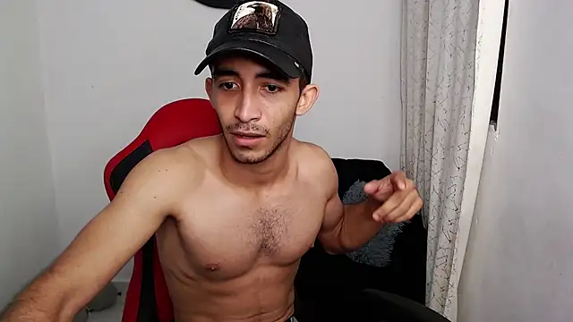 Caius_fox live sex cam