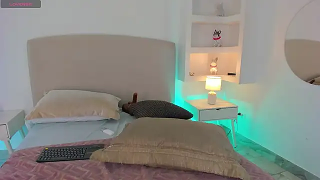 nathalynbarnes's cam snapshot