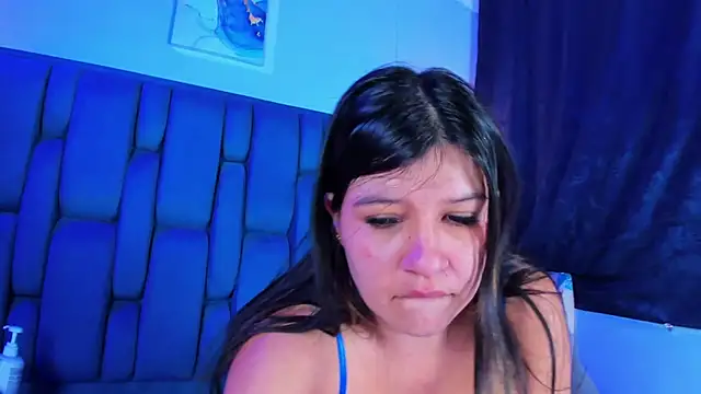 Bria_James live sex cam