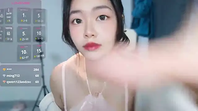 -yaya-777 live sex cam