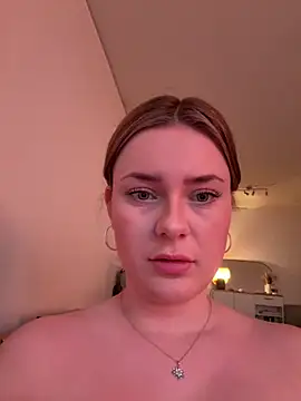 MaribelRiver live sex cam