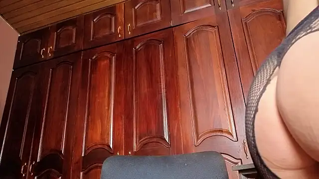 JACKI_JO live sex cam