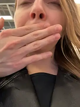 Sunny___Bunny live sex cam