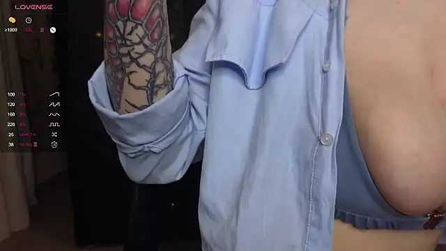 christy_memeow live sex cam