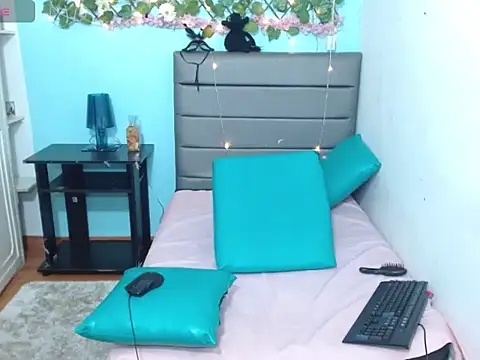 chloejonesrs707's cam snapshot