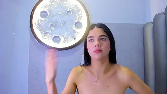 Luna__02's cam snapshot