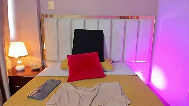 SamantaVee's cam snapshot