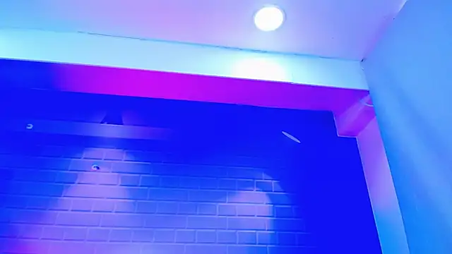 roseefancy19's cam snapshot