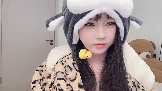 lnua-lnua's cam snapshot