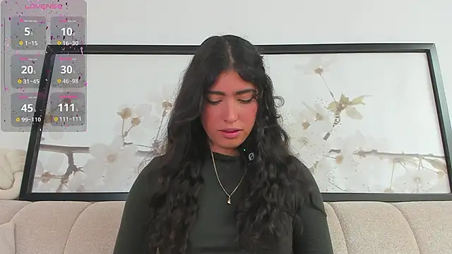 Gaby_zahir_'s cam snapshot