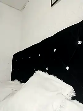 ElizabethWeil's cam snapshot