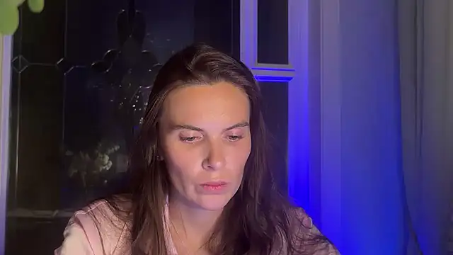 Elviorra live sex cam