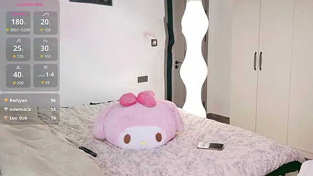 schoolgirl-nurse live sex cam