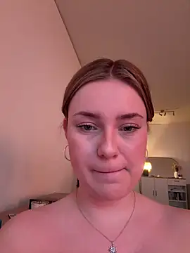 MaribelRiver live sex cam