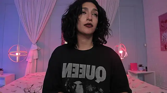 Cleo_Foxx's cam snapshot