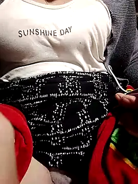 embe889's cam snapshot