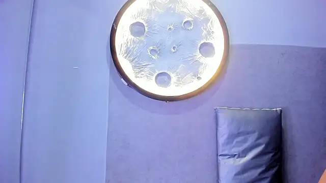 Luna__02's cam snapshot