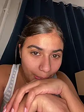 adorablepetite's cam snapshot