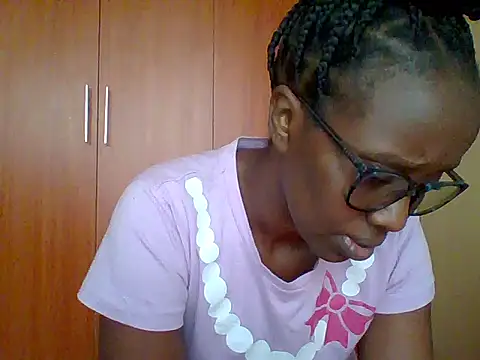 sexy_darleen23's cam snapshot