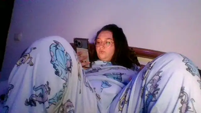 _maracr19_'s cam snapshot