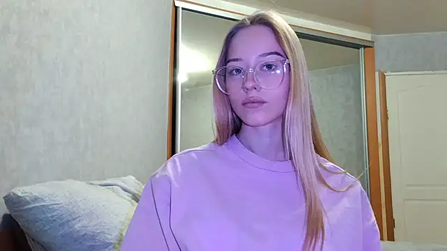 GlidedFill's cam snapshot