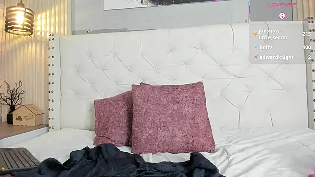 ariana__rosse's cam snapshot