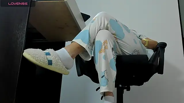 alma_fenix's cam snapshot