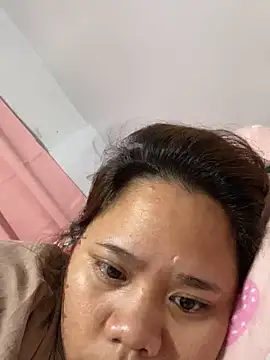 _BellaHotty_'s cam snapshot