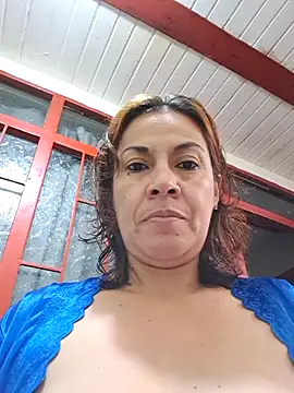 Zaralu_'s cam snapshot