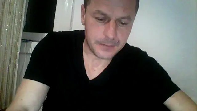Ivan9iutt live sex cam