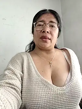 __valentina18 live sex cam