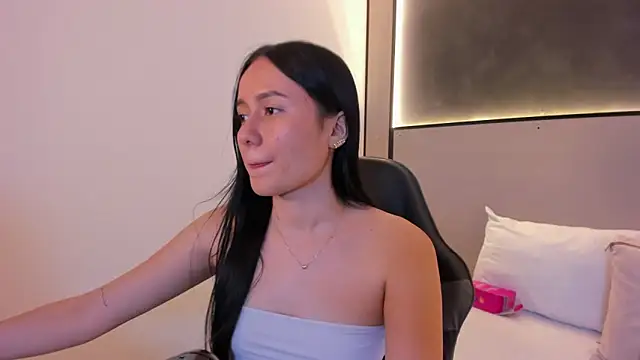 mia_slora's cam snapshot