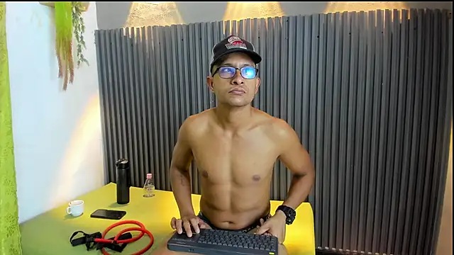 LARRY_VITO live sex cam