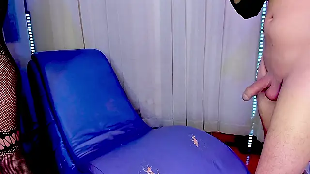 Yourslust_ live sex cam